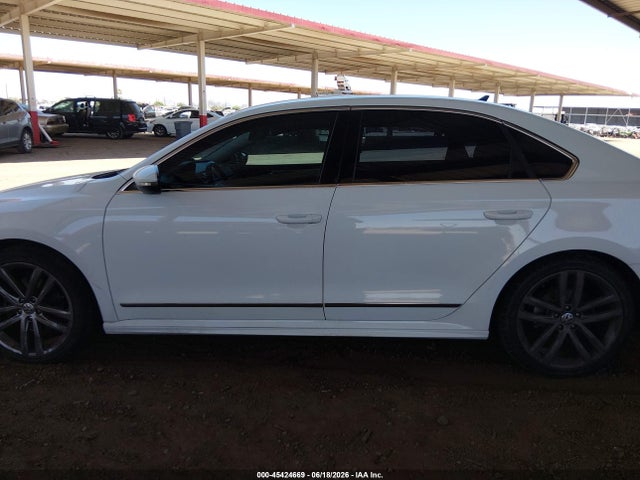 Aukcja sprzedaży 2017 Volkswagen Passat 1.8t R-line, vin: 1VWDT7A39HC068203, numer aukcji: 45424669