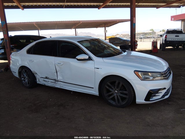 Aukcja sprzedaży 2017 Volkswagen Passat 1.8t R-line, vin: 1VWDT7A39HC068203, numer aukcji: 45424669