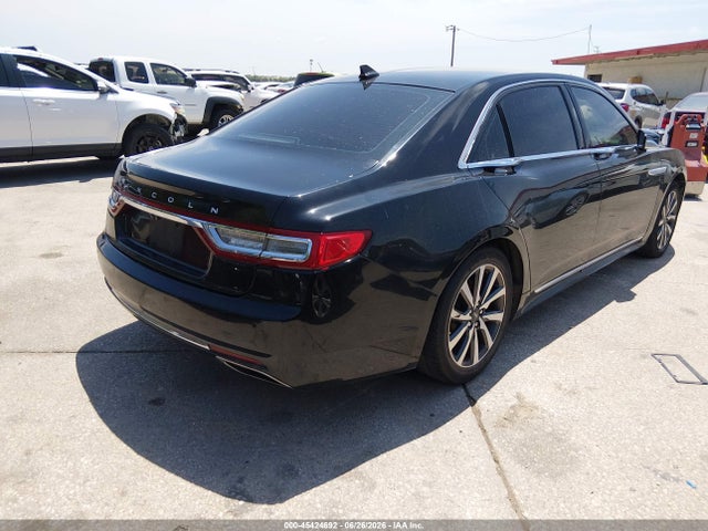 1LN6L9HK8J5610482 Lincoln Continental Livery