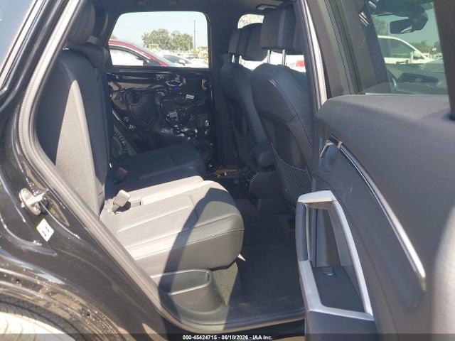 Продажа на аукционе авто 2024 Audi Q3 Premium Plus 45 Tfsi S Line Quattro Tiptronic, vin: WA1EECF3XR1203182, номер лота: 45424715