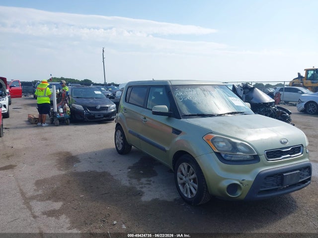45424735 :رقم المزاد ، KNDJT2A6XC7454455 vin ، 2012 Kia Soul + مزاد بيع