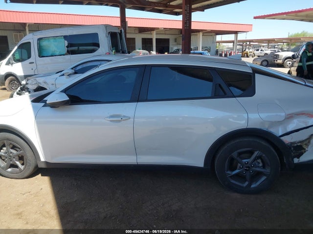 KIA K4 Lxs 2025 3KPFT4DE8SE125448 Image 14