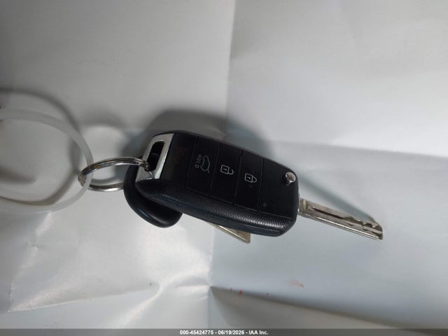 KIA Soul 2016 KNDJN2A21G7323606 Image 11
