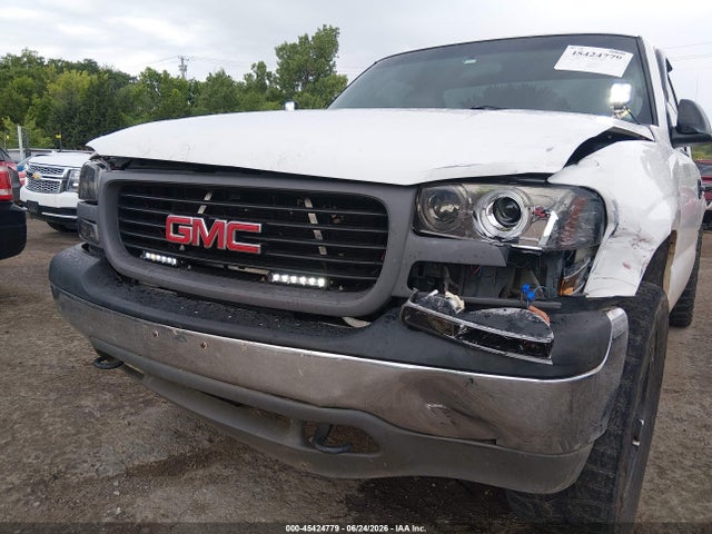 2002 Gmc Sierra 1500 Standard მანქანა იყიდება აუქციონზე, vin: 1GTEC14W92Z101702, აუქციონის ნომერი: 45424779