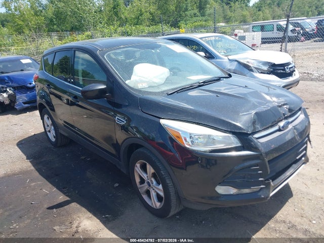 Ford ESCAPE SE 2015 1FMCU9GX5FUC84392 Image 1