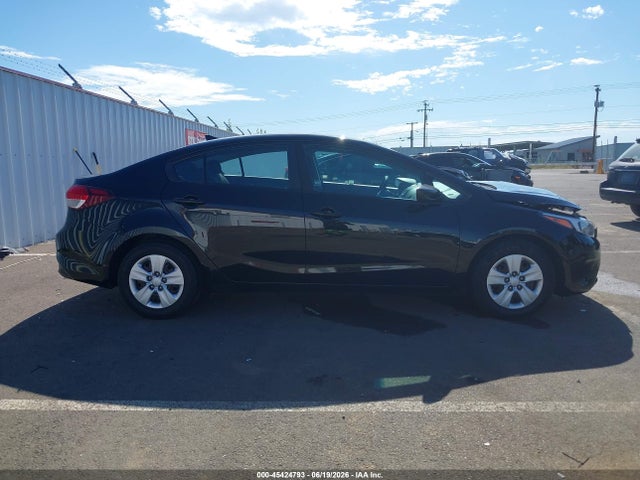 KIA FORTE LX 2017 3KPFK4A76HE160524 Image 14