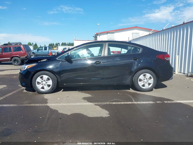 KIA FORTE LX 2017 3KPFK4A76HE160524 Image 15