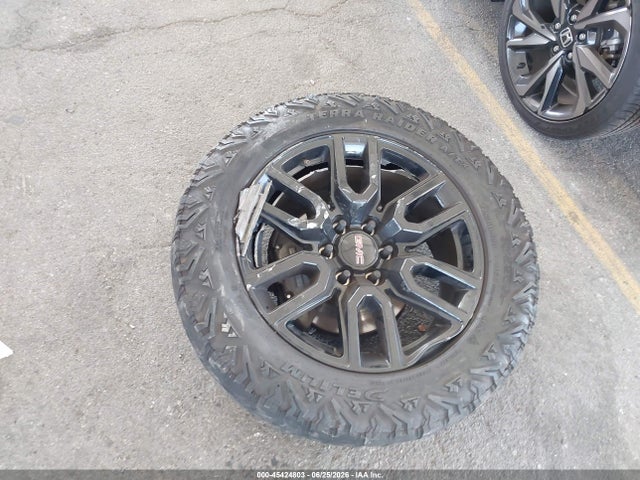 1GTR8CED2KZ268687 GMC Sierra 1500 Elevation