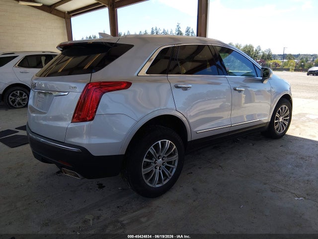 1GYKNBRS0HZ120375 Cadillac XT5 LUXURY