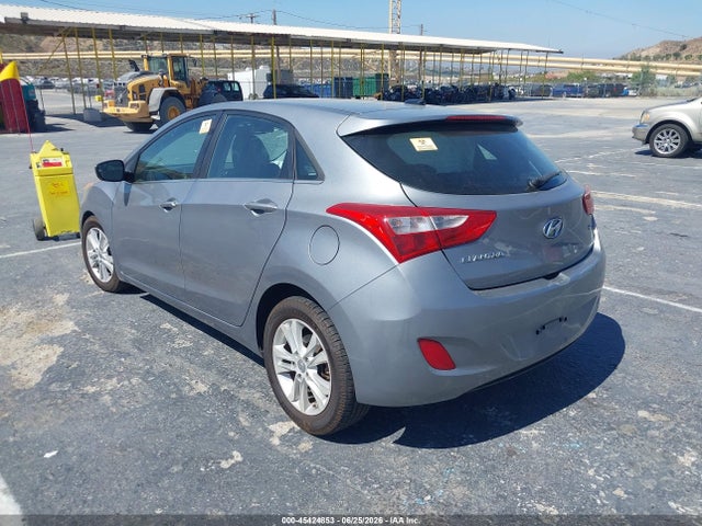 Hyundai ELANTRA GT 2014 KMHD35LH3EU211793 Image 3