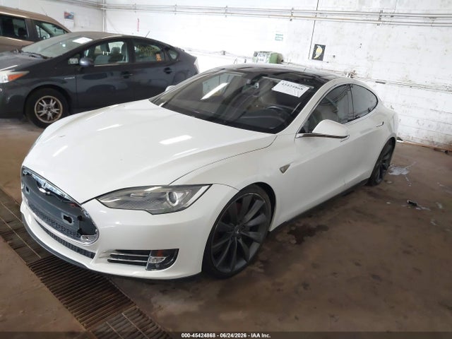 Продажа на аукционе авто 2012 Tesla Model S Performance/signature Performance, vin: 5YJSA1CPXCFP01820, номер лота: 45424868