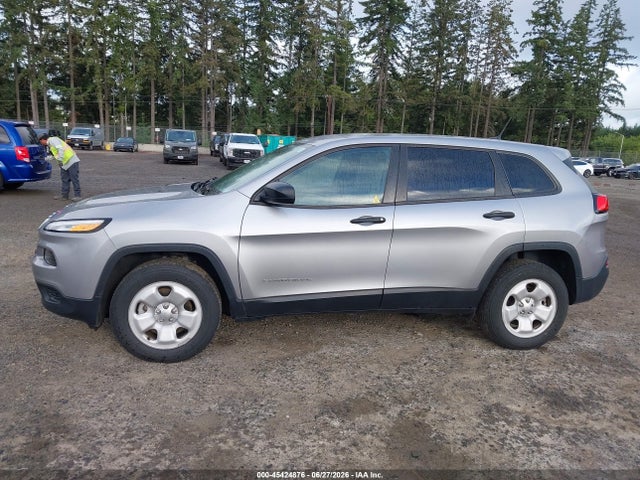 1C4PJMAB7HW581816 Jeep Cherokee Sport 4x4