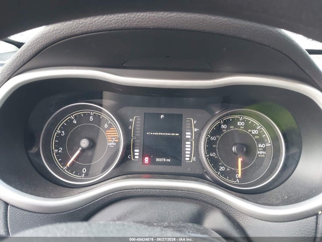 1C4PJMAB7HW581816 Jeep Cherokee Sport 4x4