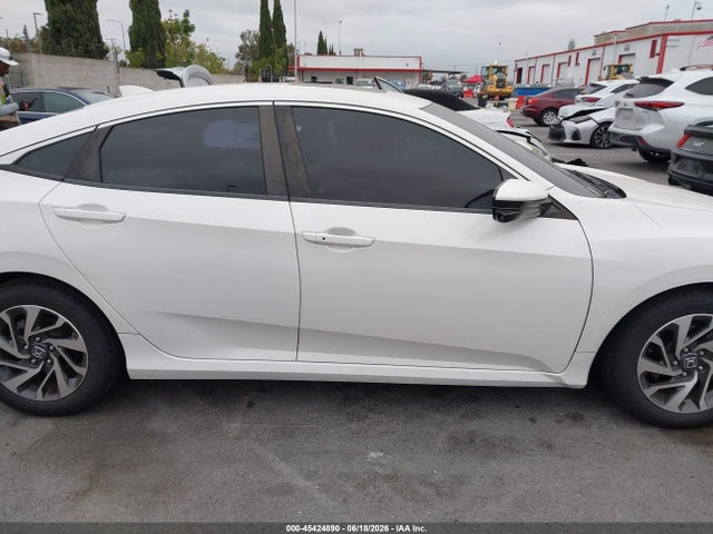 Honda CIVIC EX 2018 19XFC2F76JE207163 Image 13