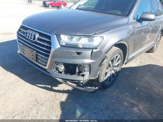 Продажа на аукционе авто 2017 Audi Q7 3.0t Premium, vin: WA1LAAF73HD026238, номер лота: 45424924