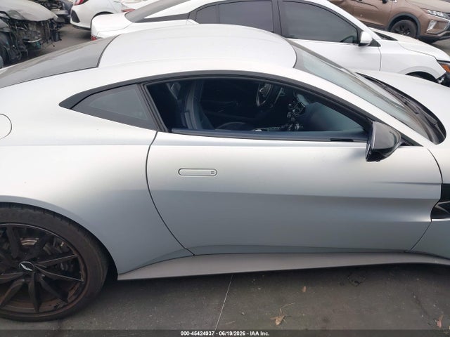 Aston Martin Vantage 2020 SCFSMGAW1LGN03171 Image 14