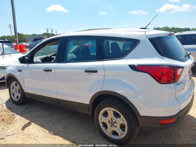 2019 Ford Escape S მანქანა იყიდება აუქციონზე, vin: 1FMCU0F73KUA22670, აუქციონის ნომერი: 45424946