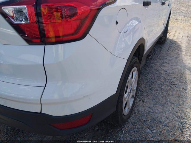 2019 Ford Escape S მანქანა იყიდება აუქციონზე, vin: 1FMCU0F73KUA22670, აუქციონის ნომერი: 45424946