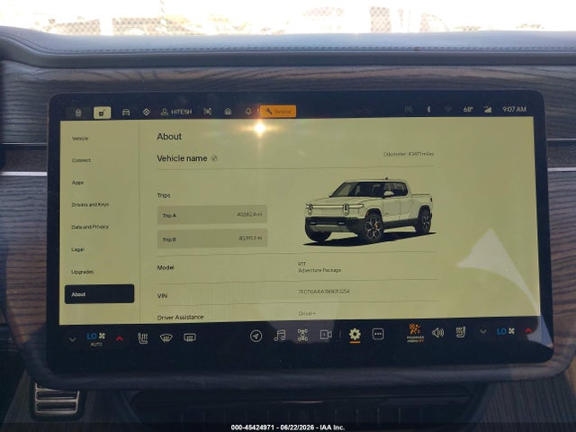 Rivian R1t Adventure 2022 7FCTGAAA3NN013254 Image 18