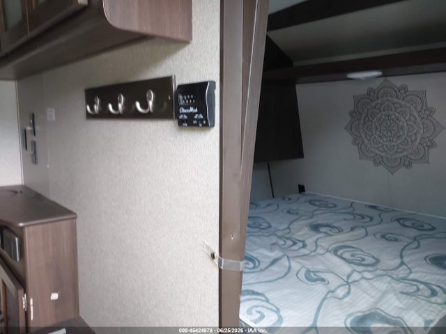 Keystone Rv Travel Trailer 2018 4YDT28221K3103530 Image 7