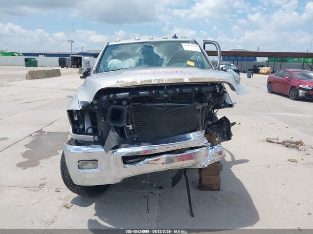 45424999 :رقم المزاد ، 3C63RRNLXEG326389 vin ، 2014 Ram 3500 Longhorn مزاد بيع