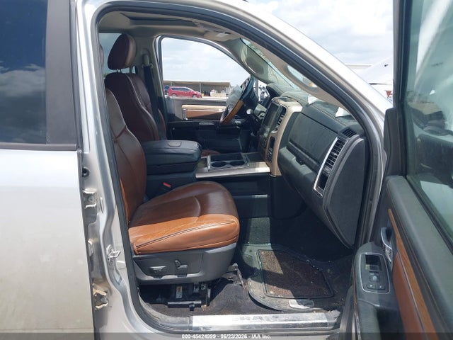 45424999 :رقم المزاد ، 3C63RRNLXEG326389 vin ، 2014 Ram 3500 Longhorn مزاد بيع