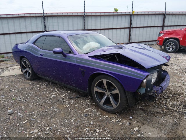 45425094 :رقم المزاد ، 2C3CDYBT6DH708721 vin ، 2013 Dodge Challenger R/t Classic مزاد بيع