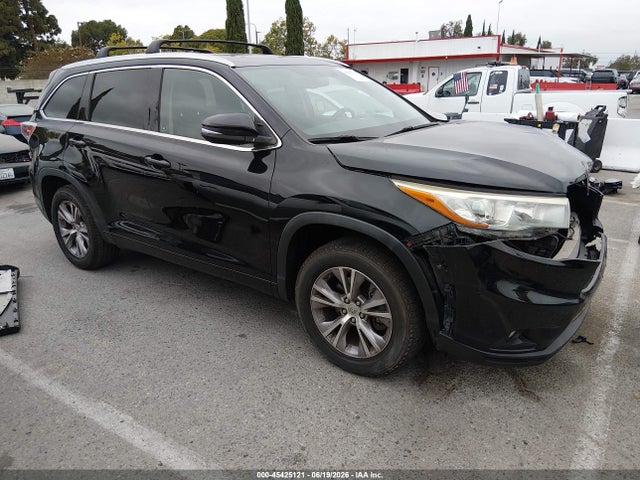 Toyota Highlander Xle V6 2015 5TDKKRFH2FS055902 zdjęcie główne