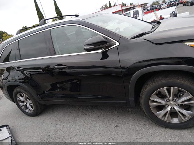 5TDKKRFH2FS055902 Toyota Highlander Xle V6