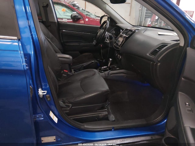 JA4AR4AW6GZ046775 Mitsubishi Outlander Sport 2.4 Sel