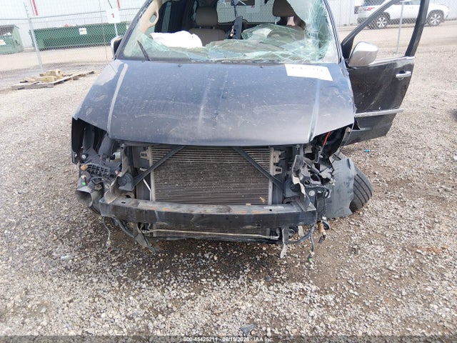 Продаж на аукціоні авто 2015 Chrysler Town & Country Touring-l, vin: 2C4RC1CG3FR574328, номер лоту: 45425211