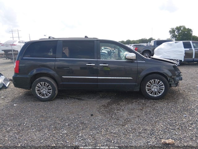 Продаж на аукціоні авто 2015 Chrysler Town & Country Touring-l, vin: 2C4RC1CG3FR574328, номер лоту: 45425211