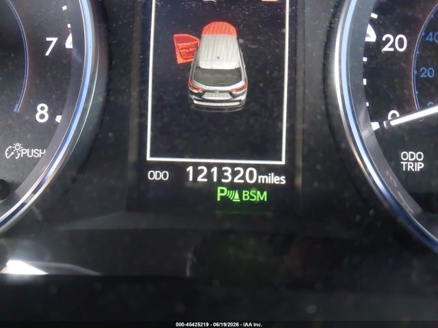 Toyota Highlander Limited 2018 5TDYZRFH9JS243606 Image 15