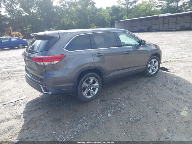 Toyota Highlander Limited 2018 5TDYZRFH9JS243606 Image 4