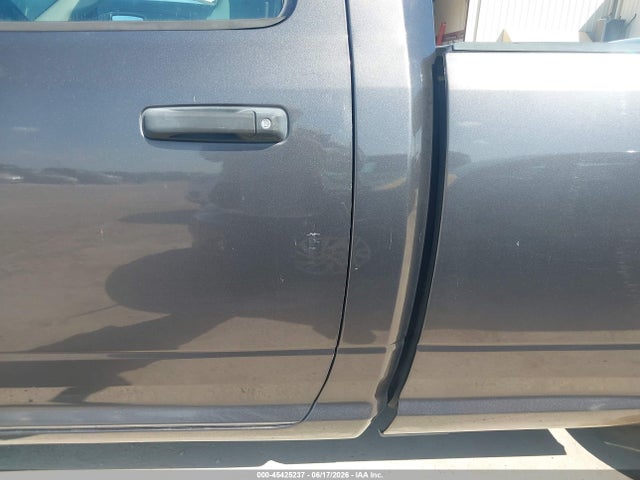 45425237 :رقم المزاد ، 3C6JR6DG5HG764722 vin ، 2017 Ram 1500 Tradesman  4x2 8' Box مزاد بيع