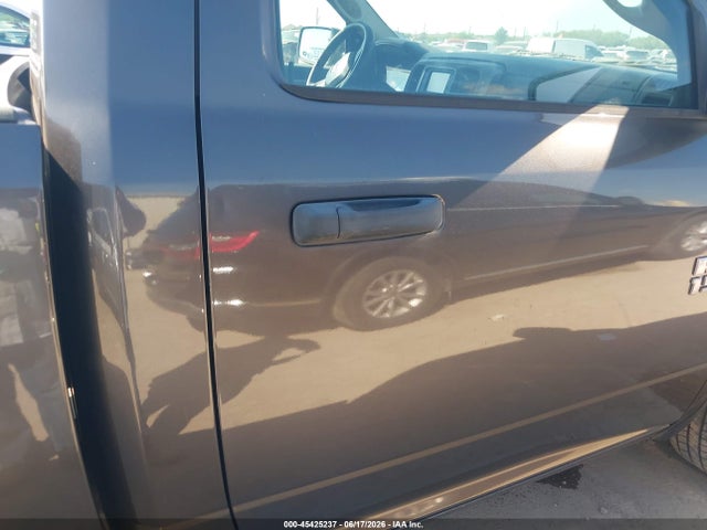 45425237 :رقم المزاد ، 3C6JR6DG5HG764722 vin ، 2017 Ram 1500 Tradesman  4x2 8' Box مزاد بيع