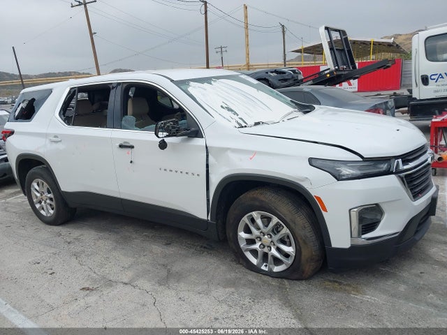 1GNERFKW6PJ324498 Chevrolet Traverse Fwd Ls