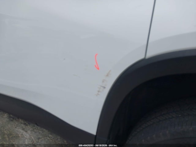 1GNERFKW6PJ324498 Chevrolet Traverse Fwd Ls