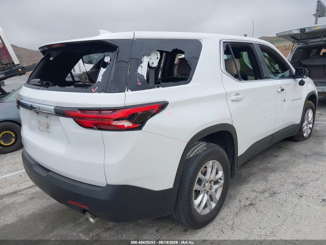 1GNERFKW6PJ324498 Chevrolet Traverse Fwd Ls