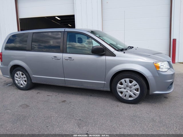 2C4RDGBG6JR318632 Dodge Grand Caravan Se