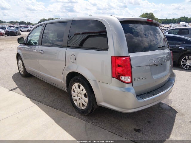 2C4RDGBG6JR318632 Dodge Grand Caravan Se