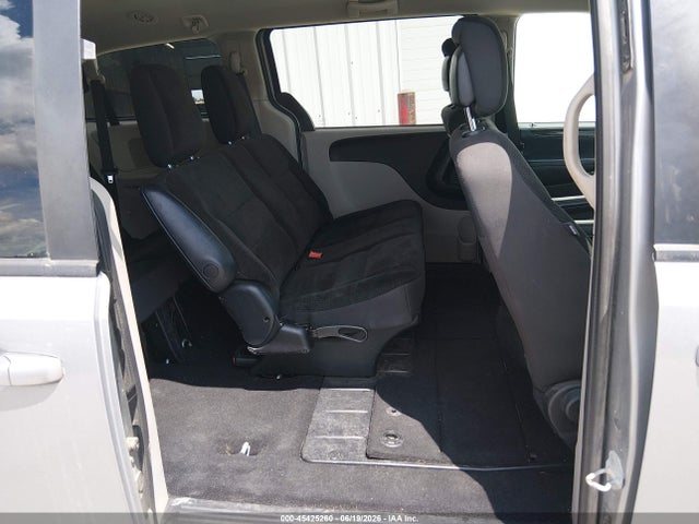 2C4RDGBG6JR318632 Dodge Grand Caravan Se