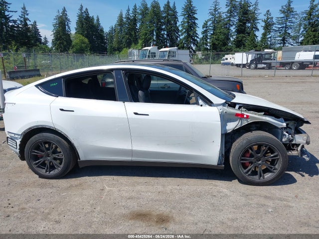 Продажа на аукционе авто 2020 Tesla Model Y Long Range Dual Motor All-wheel Drive, vin: 5YJYGDEE9LF052842, номер лота: 45425264