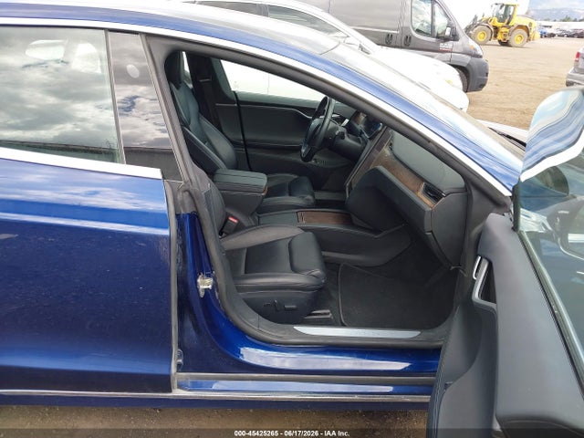 45425265 :رقم المزاد ، 5YJSA1E26LF415416 vin ، 2020 Tesla Model S مزاد بيع