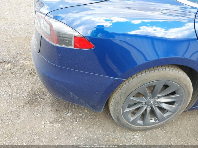 45425265 :رقم المزاد ، 5YJSA1E26LF415416 vin ، 2020 Tesla Model S مزاد بيع