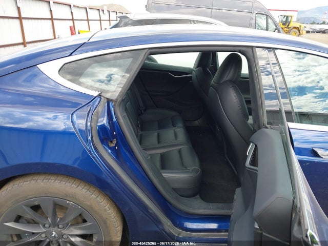 45425265 :رقم المزاد ، 5YJSA1E26LF415416 vin ، 2020 Tesla Model S مزاد بيع