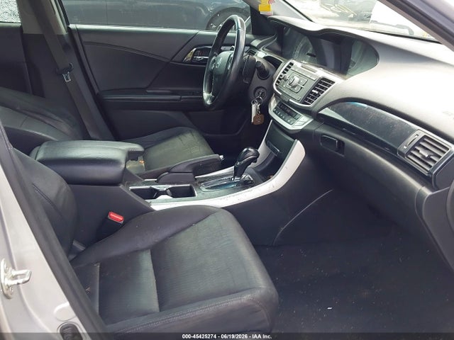 Продаж на аукціоні авто 2013 Honda Accord Sport, vin: 1HGCR2F51DA105116, номер лоту: 45425274
