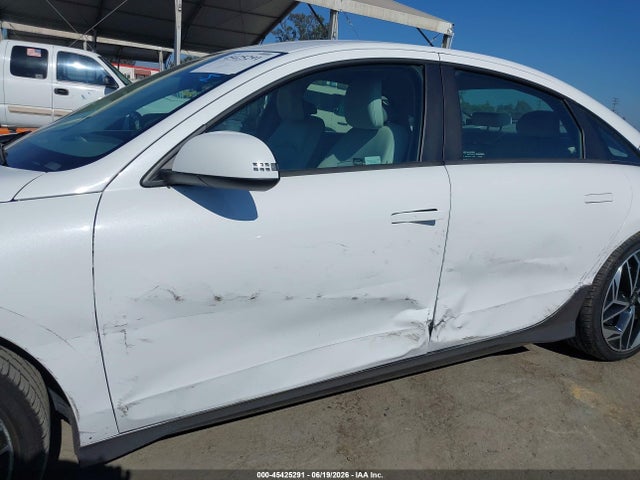 2023 Hyundai Ioniq 6 Sel მანქანა იყიდება აუქციონზე, vin: KMHM34AA0PA048234, აუქციონის ნომერი: 45425291