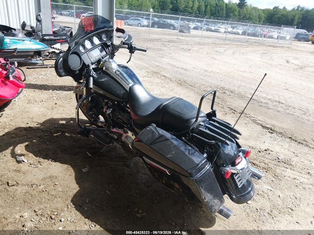 Harley-Davidson FLHX 2021 1HD1KBC10MB607927 Image 3