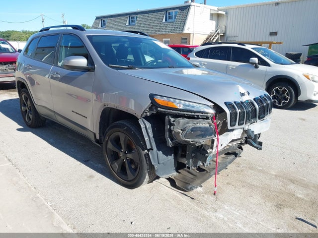 Продажа на аукционе авто 2018 Jeep Cherokee Latitude Fwd, vin: 1C4PJLCB4JD540066, номер лота: 45425354